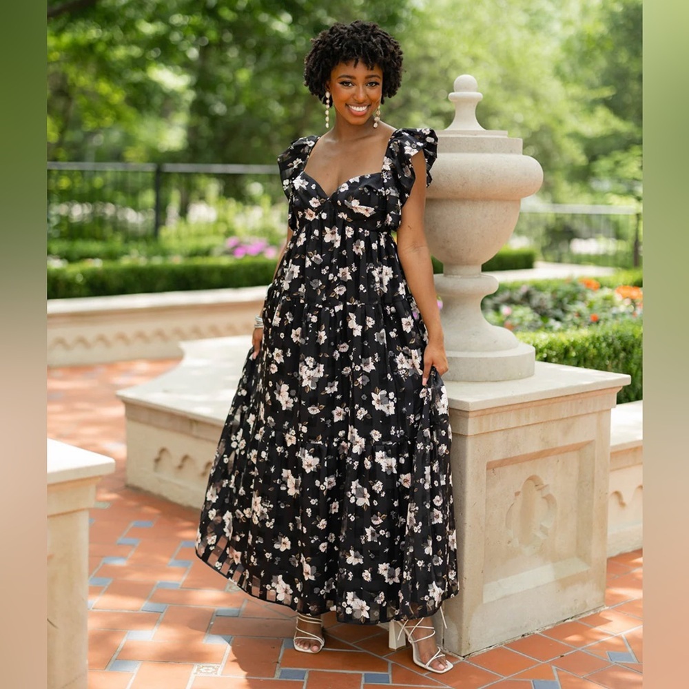 Buddy Love LILLY SWEETHEART NECKLINE MAXI DRESS - FLOWER BASKET